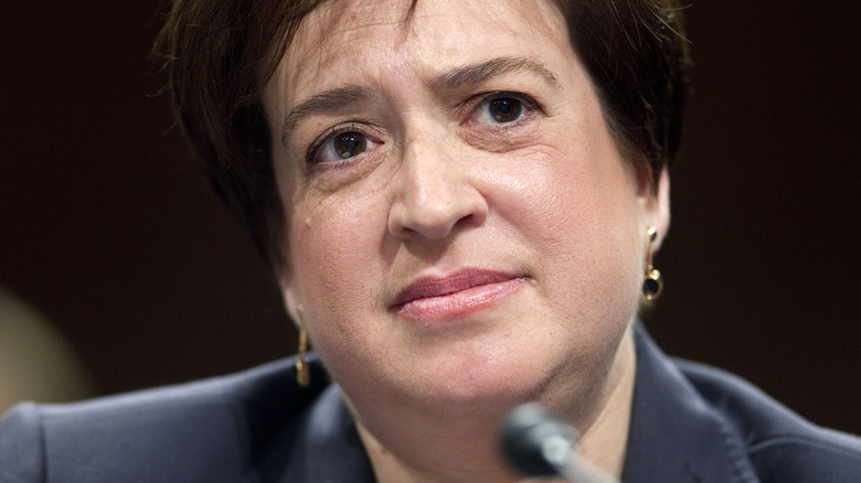 Elena Kagan listening