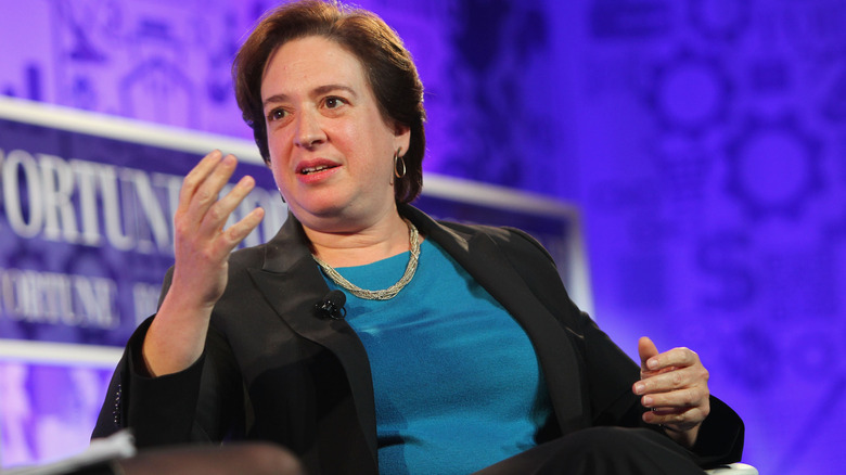 elena kagan speaking in a blue shirt