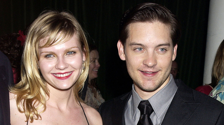 Kirsten Dunst, Tobey Maguire smiling