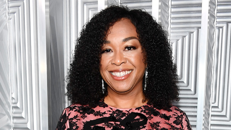 Shonda Rhimes wearing pink and black