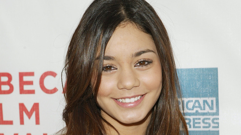 Vanessa Hudgens smiling, age 14