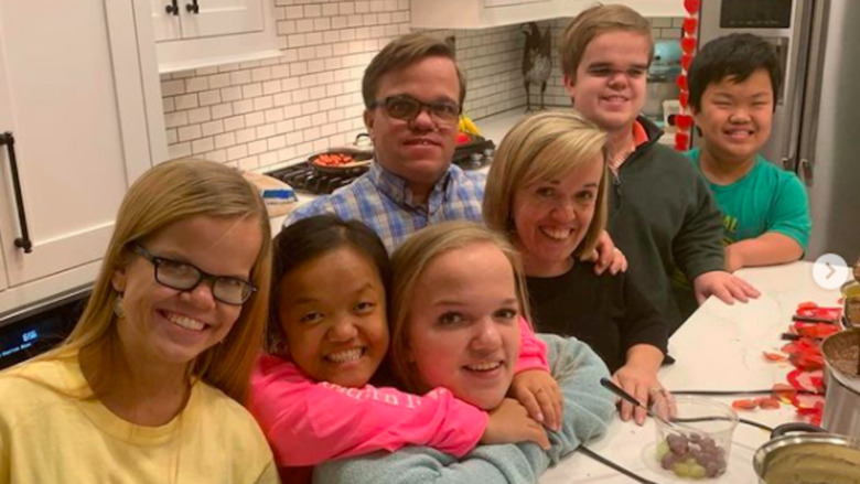 The 7 Little Johnstons smiling
