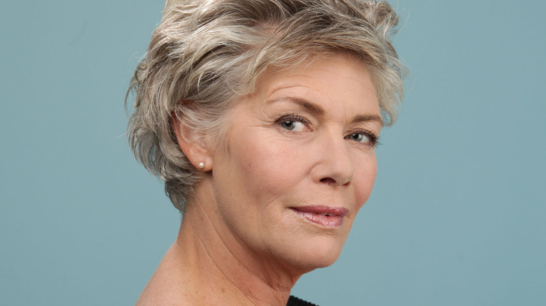 Kelly McGillis posing