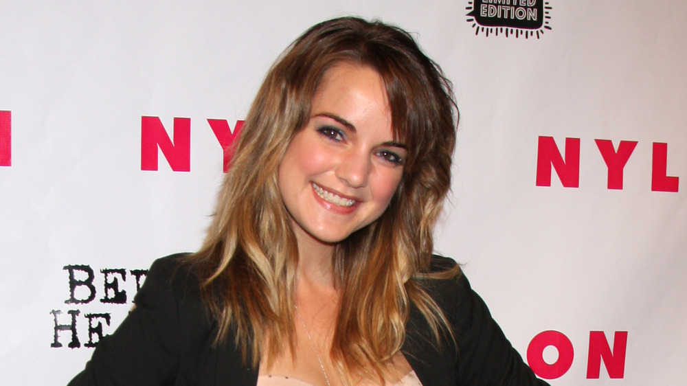 Laura-Leigh arriving at Smashbox Studios