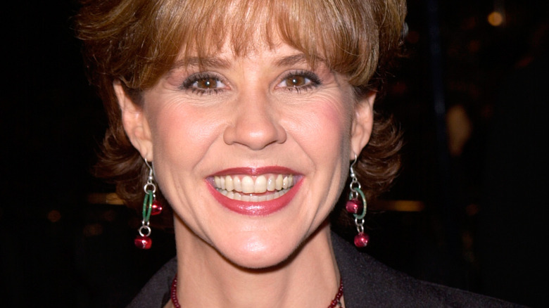 Linda Blair with wide smile in 2000.