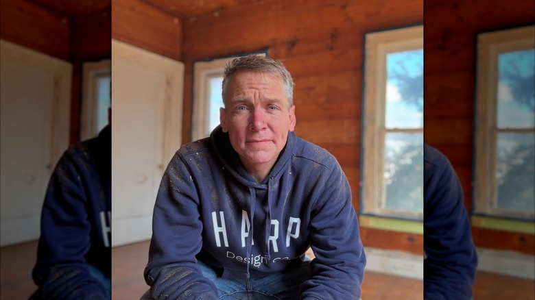 Clint Harp posing for selfie