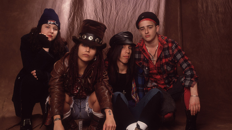 4 Non Blondes studio portrait