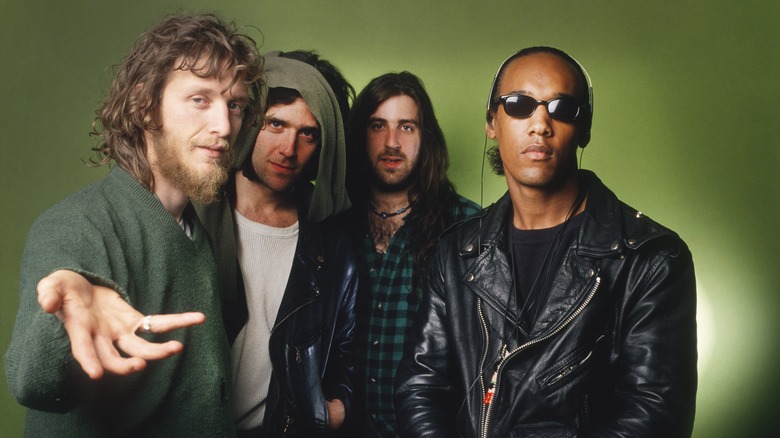 Spin Doctors studio portrait