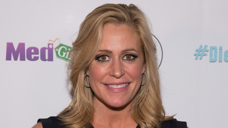 Melissa Francis posing on red carpet during media event