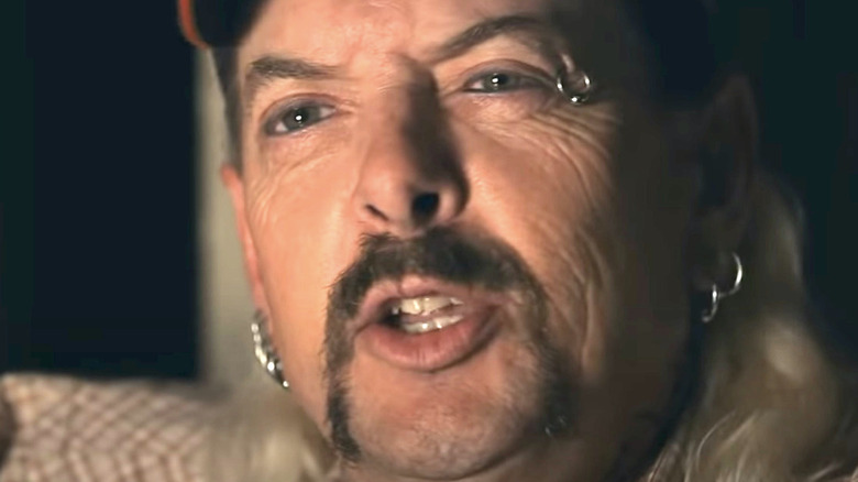 Closeup on Joe Exotic in Tiger King