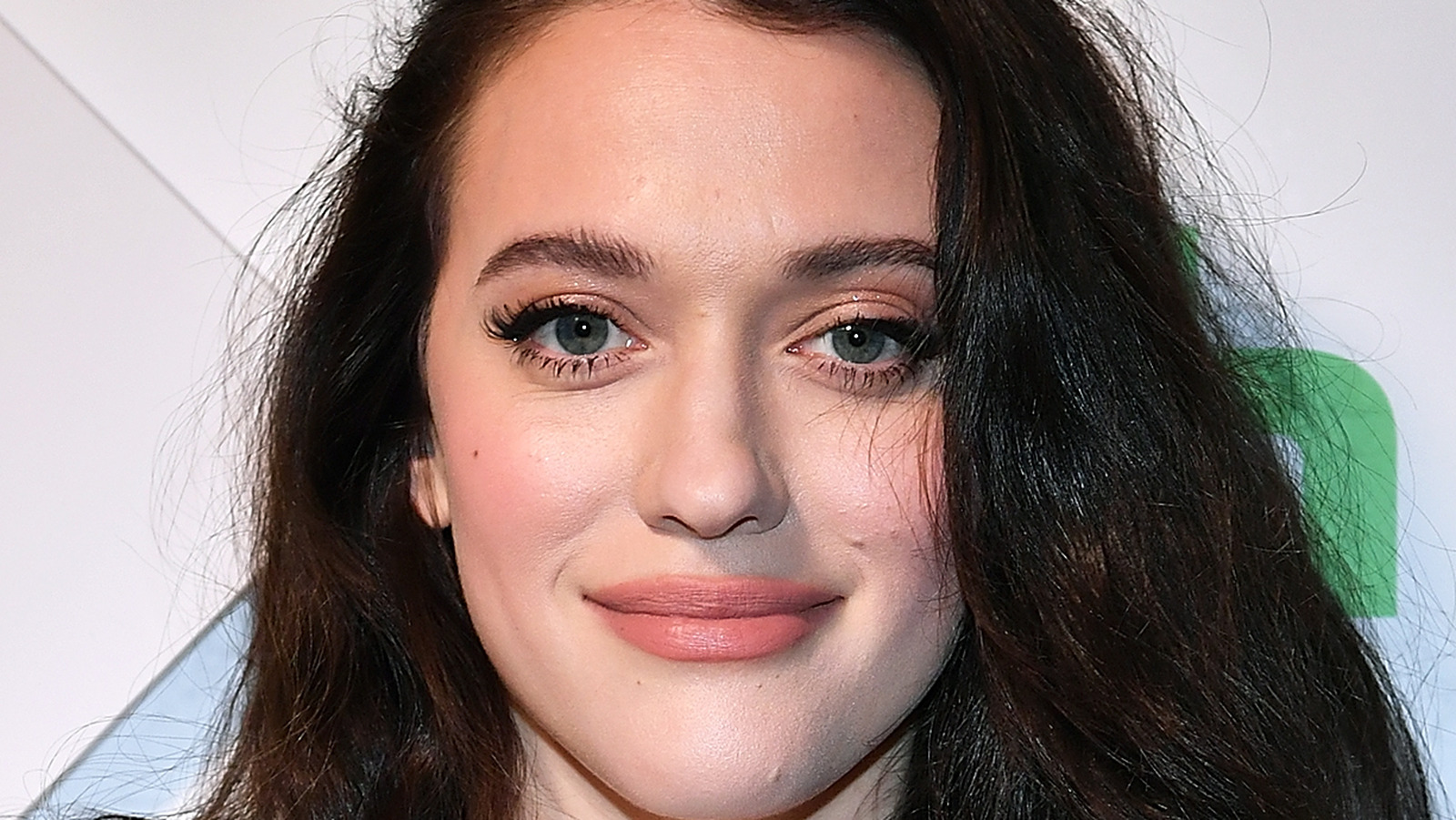 Dannings kat Kat Dennings