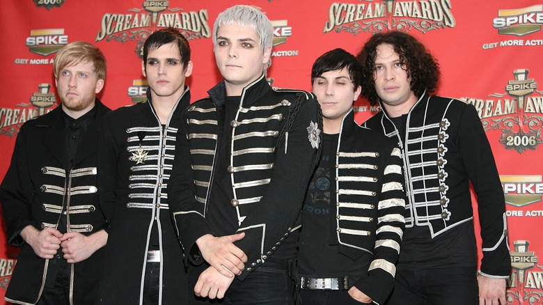 My Chemical Romance posing