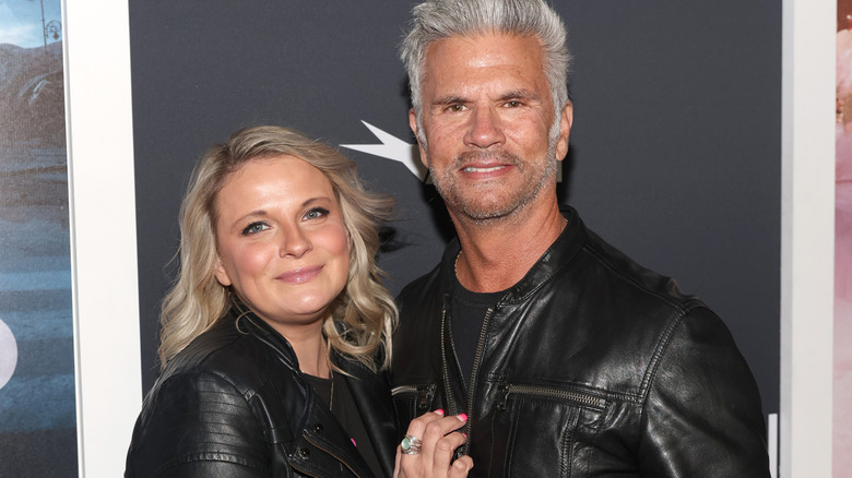 Kenna Scott and Lorenzo Lamas on a 2022 red carpet.