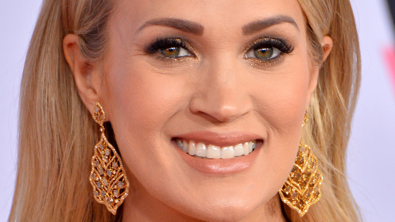 Carrie Underwood smiling