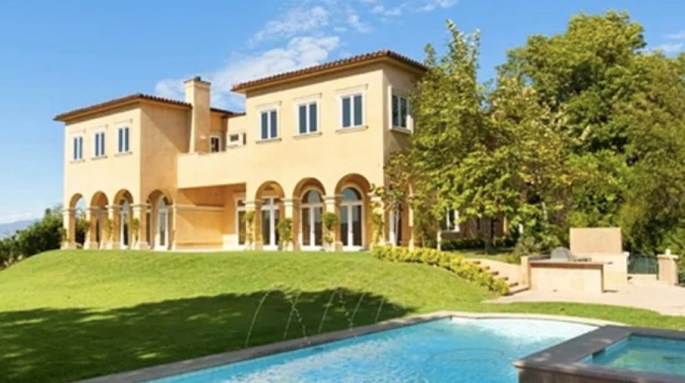 Nicki Minaj's mansion 