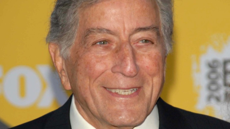 Tony Bennett smiling