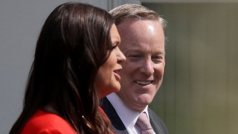 Sarah Huckabee Sanders, Sean Spicer