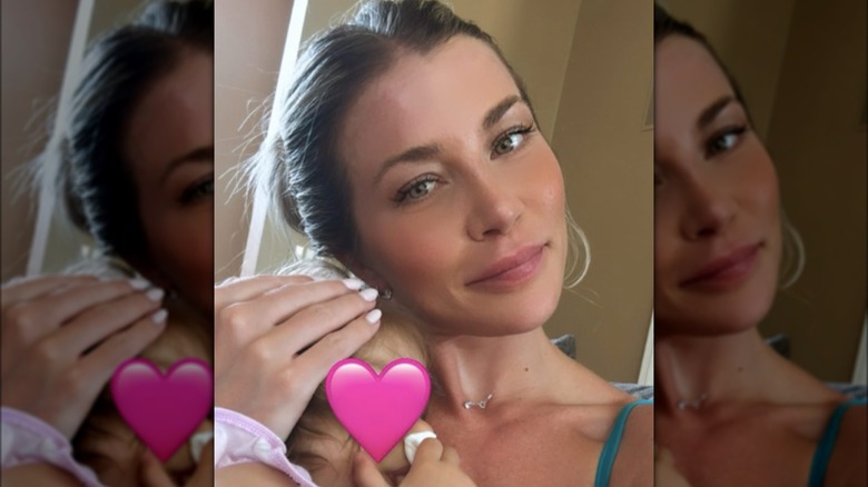 Selfie of Shanae Arkney with her daughter