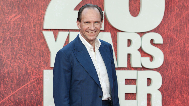 Ralph Fiennes on the red carpet