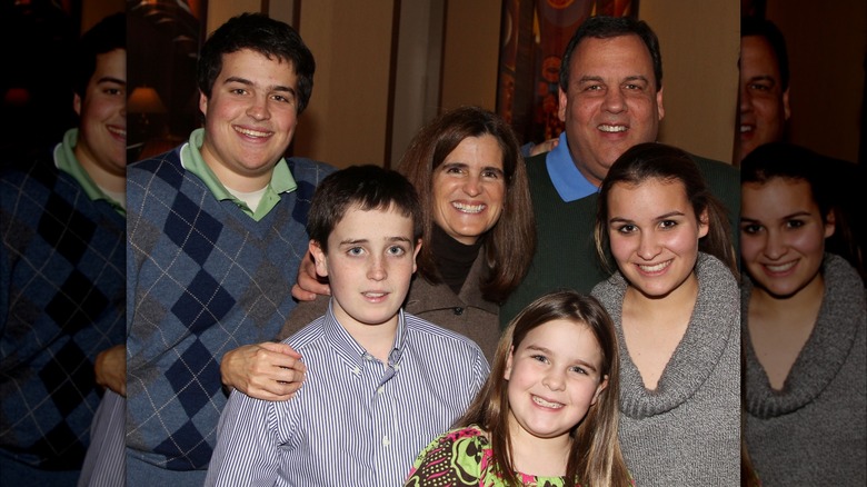Chris and Mary Pat Christie with children