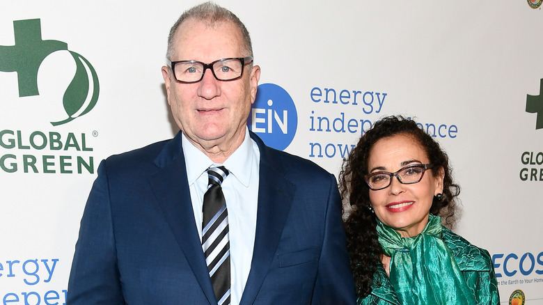 Ed O'Neill and Catherine Rusoff in 2018 at a pre-Oscars party.