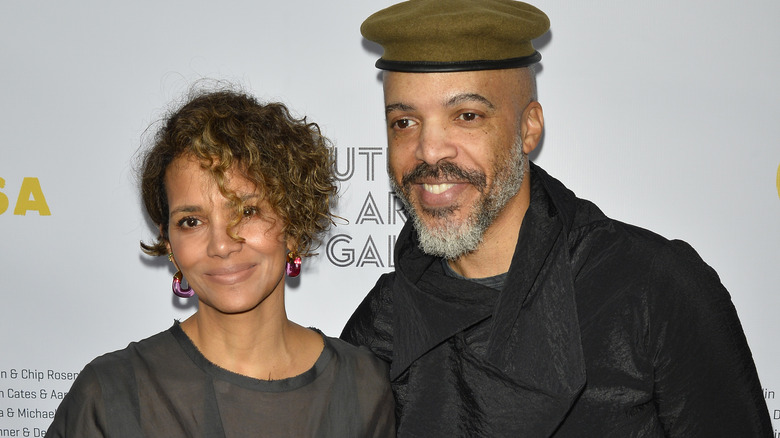 Halle Berry and Van Hunt smiling