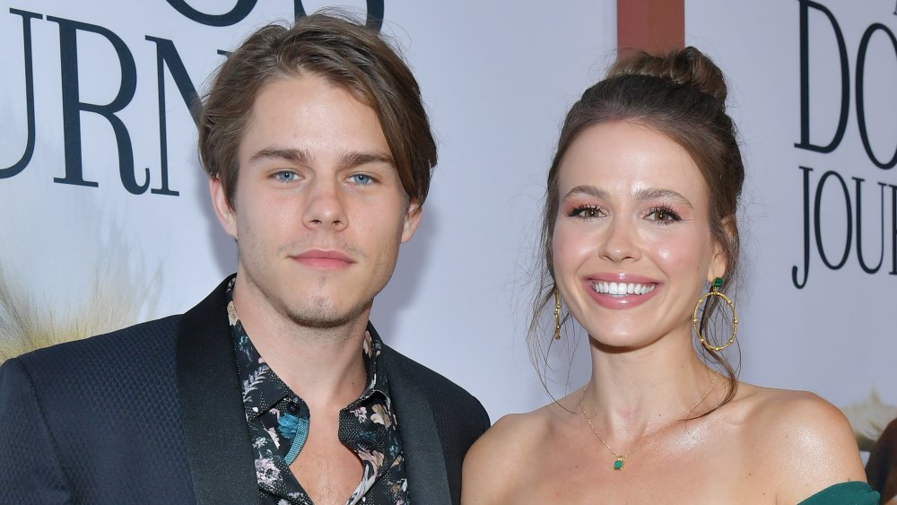Jake Manley & Jocelyn Hudon