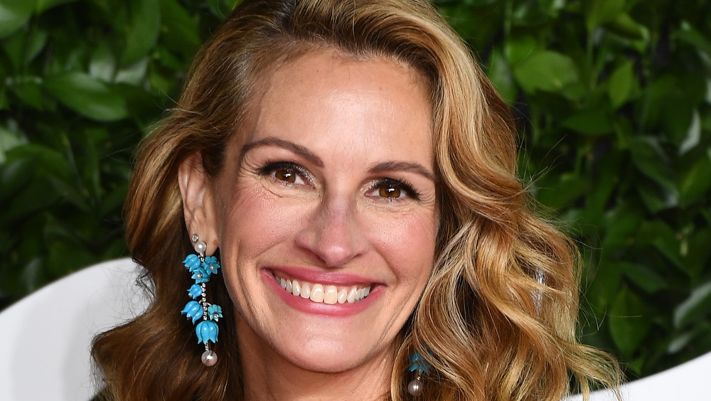 Julia Roberts smiling at an event