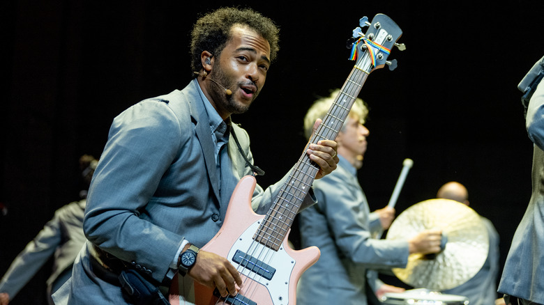 Bobby Wooten III on stage