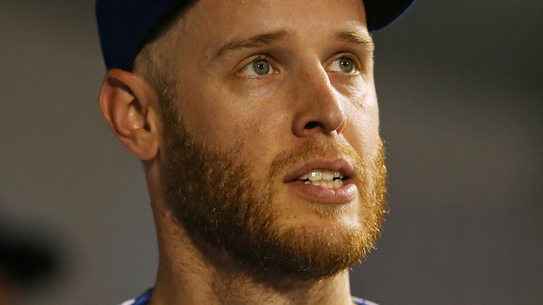 Zack Wheeler looking up