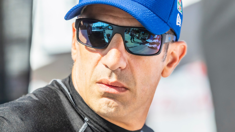 Tony Kanaan, posing