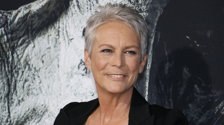  Jamie Lee Curtis smiling at 'Halloween' premiere 2018