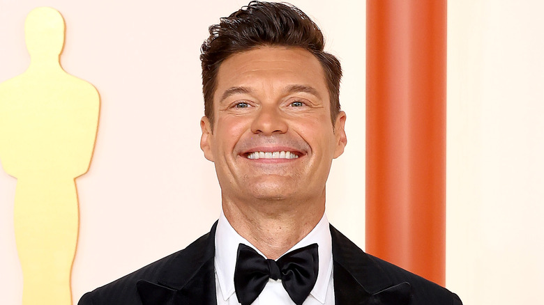 Ryan Seacrest smiling