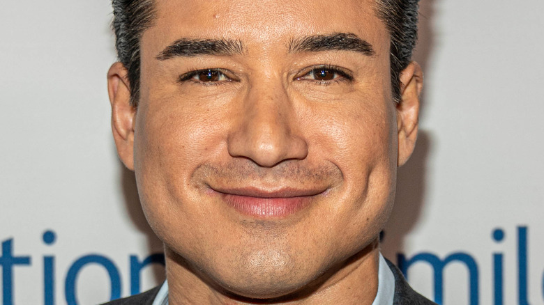 Mario Lopez on the red carpet