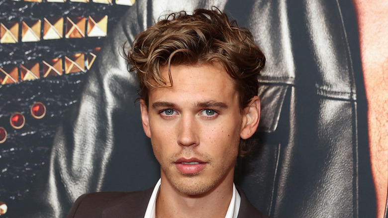Austin Butler posing for a photo