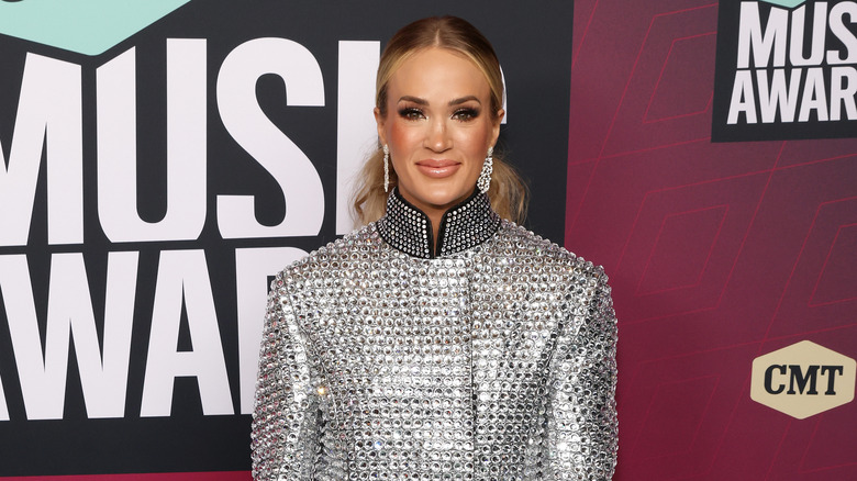 Carrie Underwood smiling