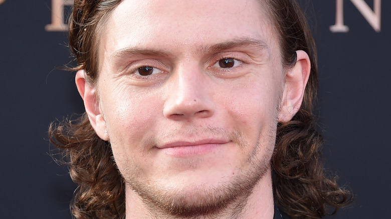 Evan Peters smiling