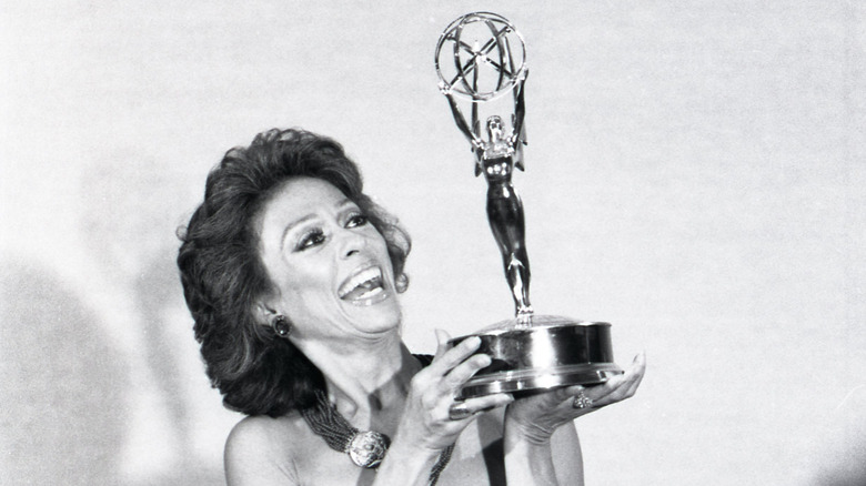 Rita Moreno holds her Emmy for The Rockford Files in 1978.