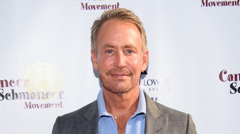 Peter Marc Jacobson posing