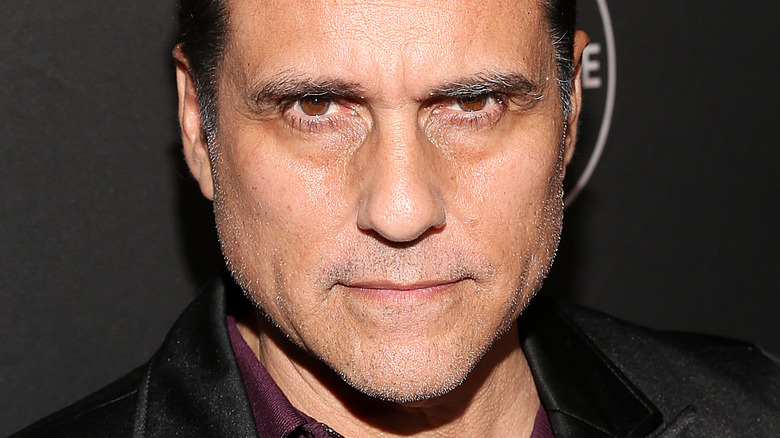 Maurice Benard posing