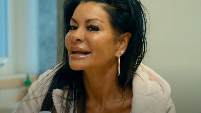 Still of Leese Arie smiling