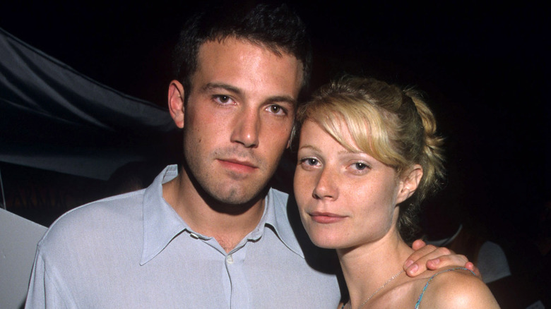 Ben Affleck and Gwyneth Paltrow posing