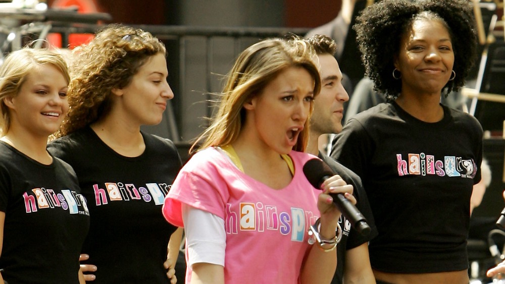 Haylie Duff singing