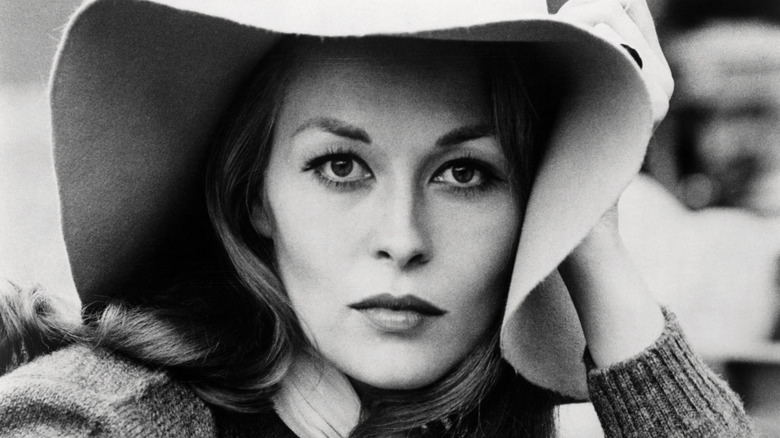 Faye Dunaway poses in 1970