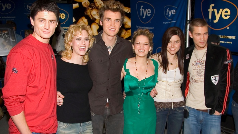 Chad Michael Murray and One Tree Hill cast