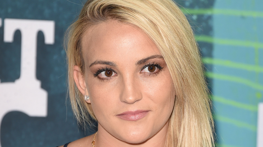 Jamie Lynn Spears attends the CMT Music awards 