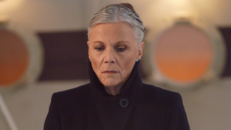 Jane Elliot as Tracy Quartermaine