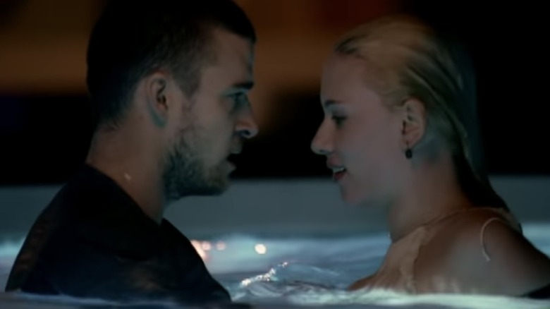 Justin Timberlake and Scarlet Johansson in music video