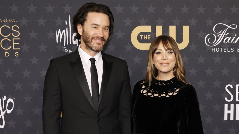 Kaley Cuoco and Tom Pelphrey pose 