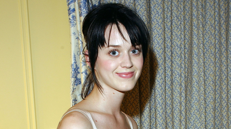 Katy Perry posing